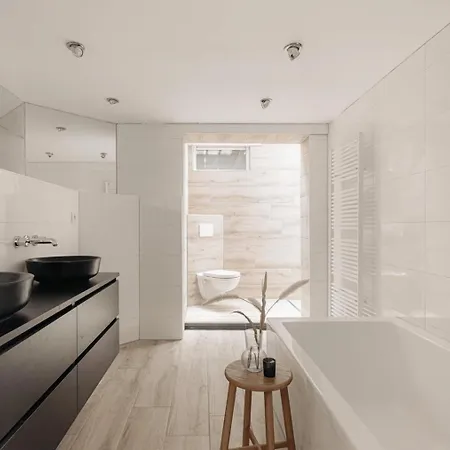 Modern Studio Apartment Next To Vondel Park - Check Profile * Amsterdam