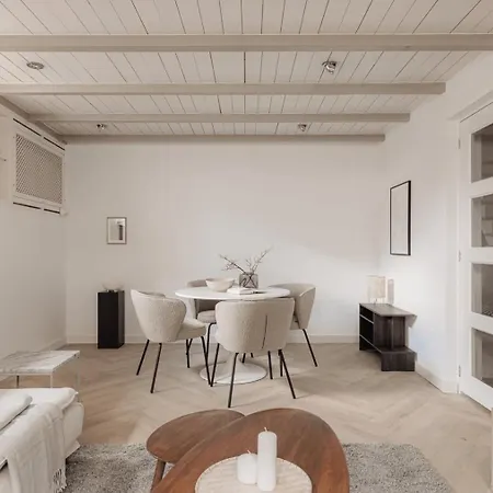 Modern Studio Apartment Next To Vondel Park - Check Profile Amsterdam