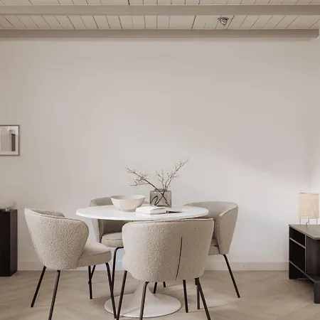 Modern Studio Apartment Next To Vondel Park - Check Profile *